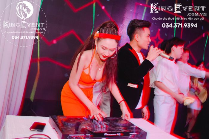 King Event cho thuê dịch vụ DJ sự kiện nam / nữ chuyên nghiệp